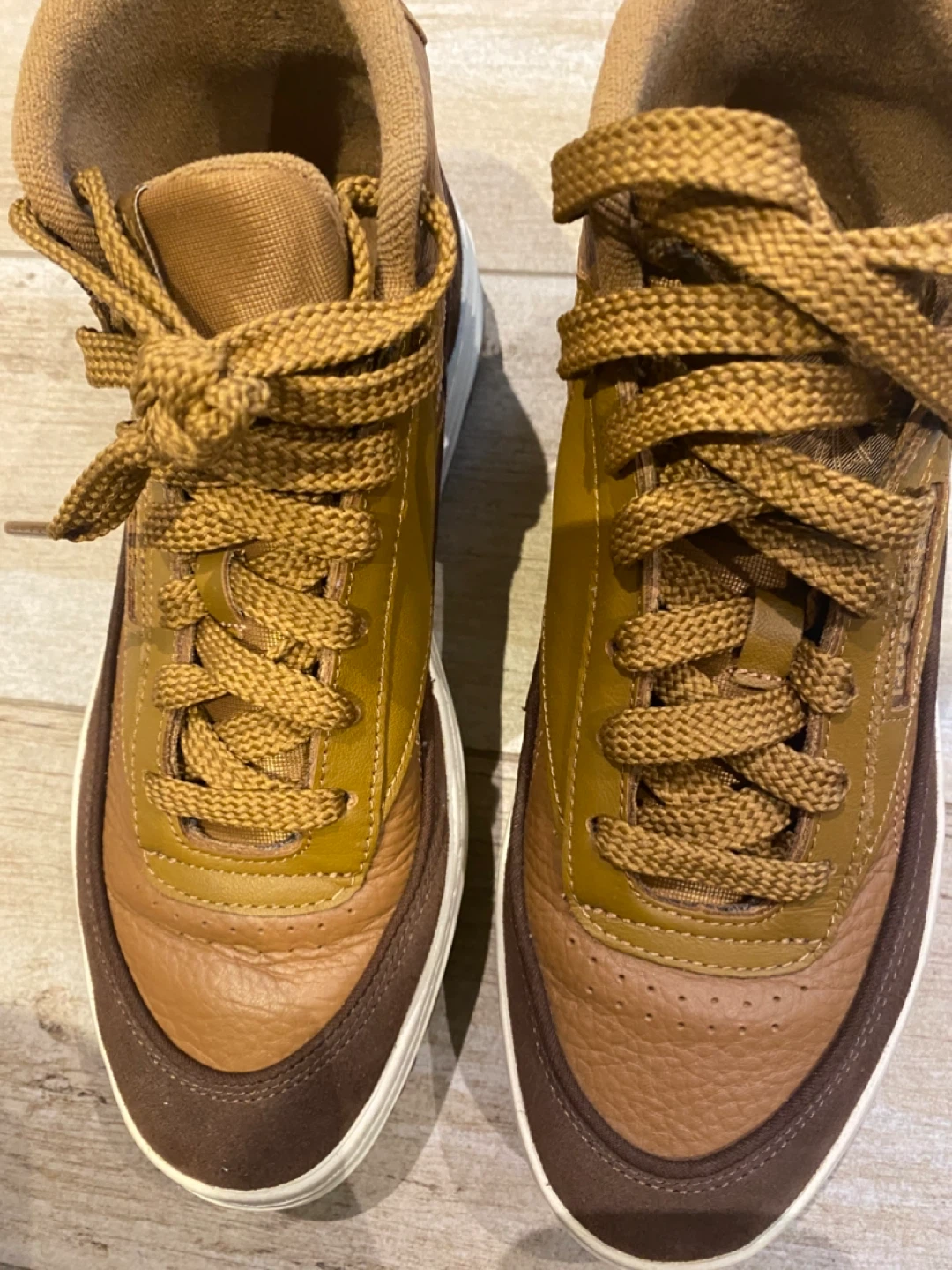 Reebok Mid-Top Sneakers - photo 4