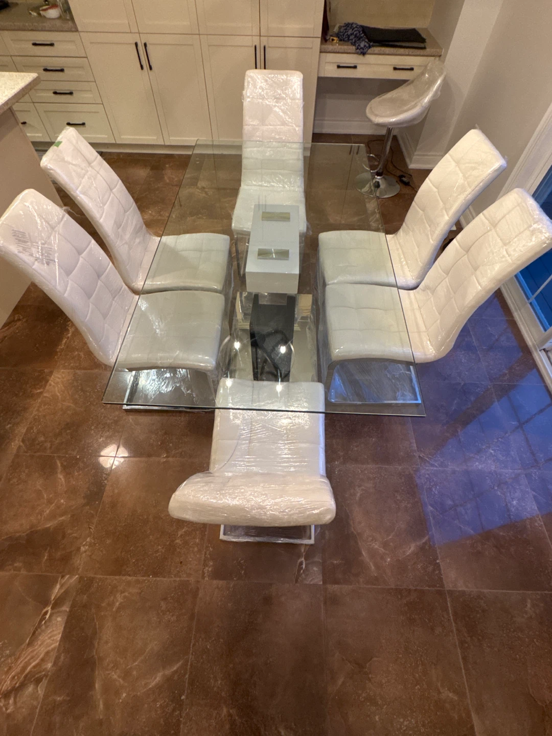 Glass Dining Table with 6 White Faux Leather Chairs