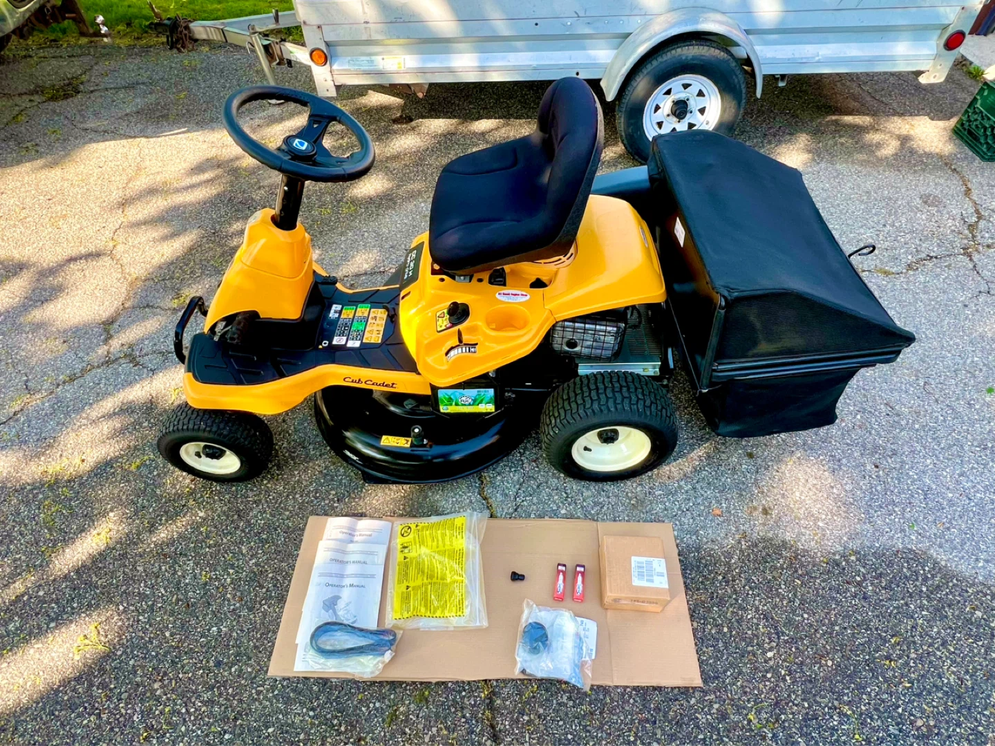 Cub Cadet CC30H Hydro Drive With Rear Bagger and New Spare parts