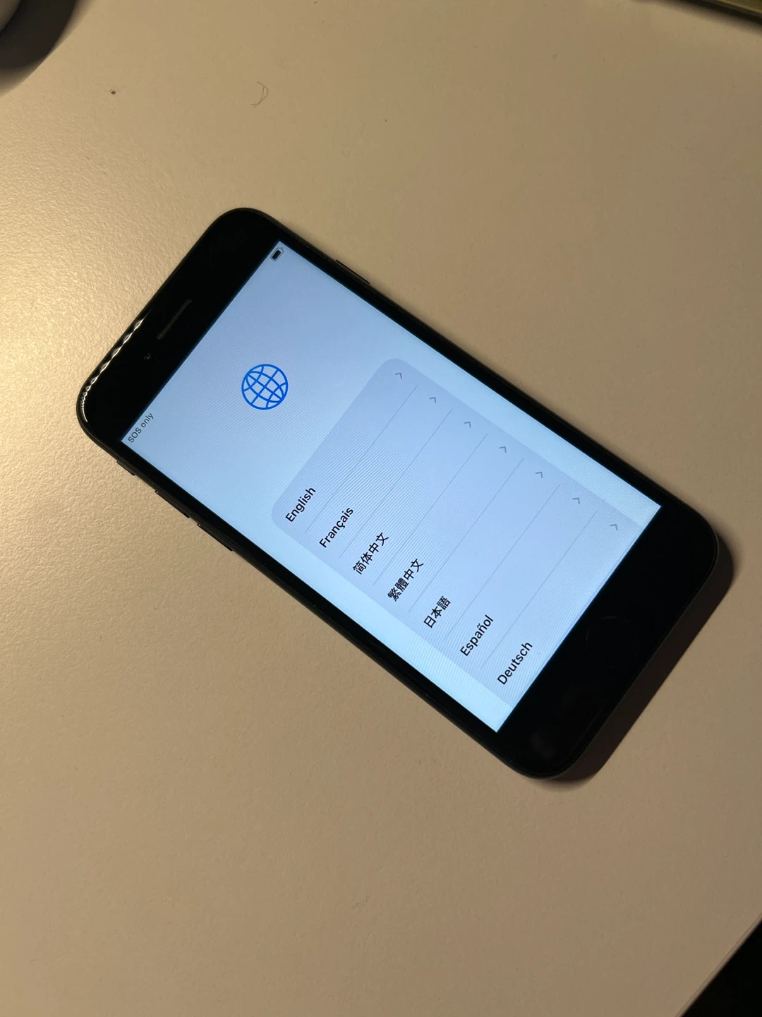 Apple iPhone SE (3rd Gen) - photo 5