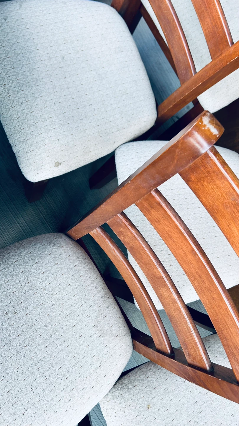 Solid Wood Dining Set – Table + 6 Chairs (Restoration Project) - photo 3