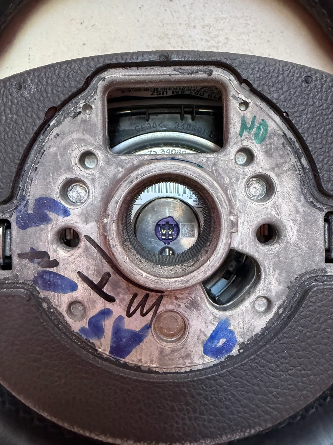 Volkswagen Steering Wheel with Airbag - photo 3