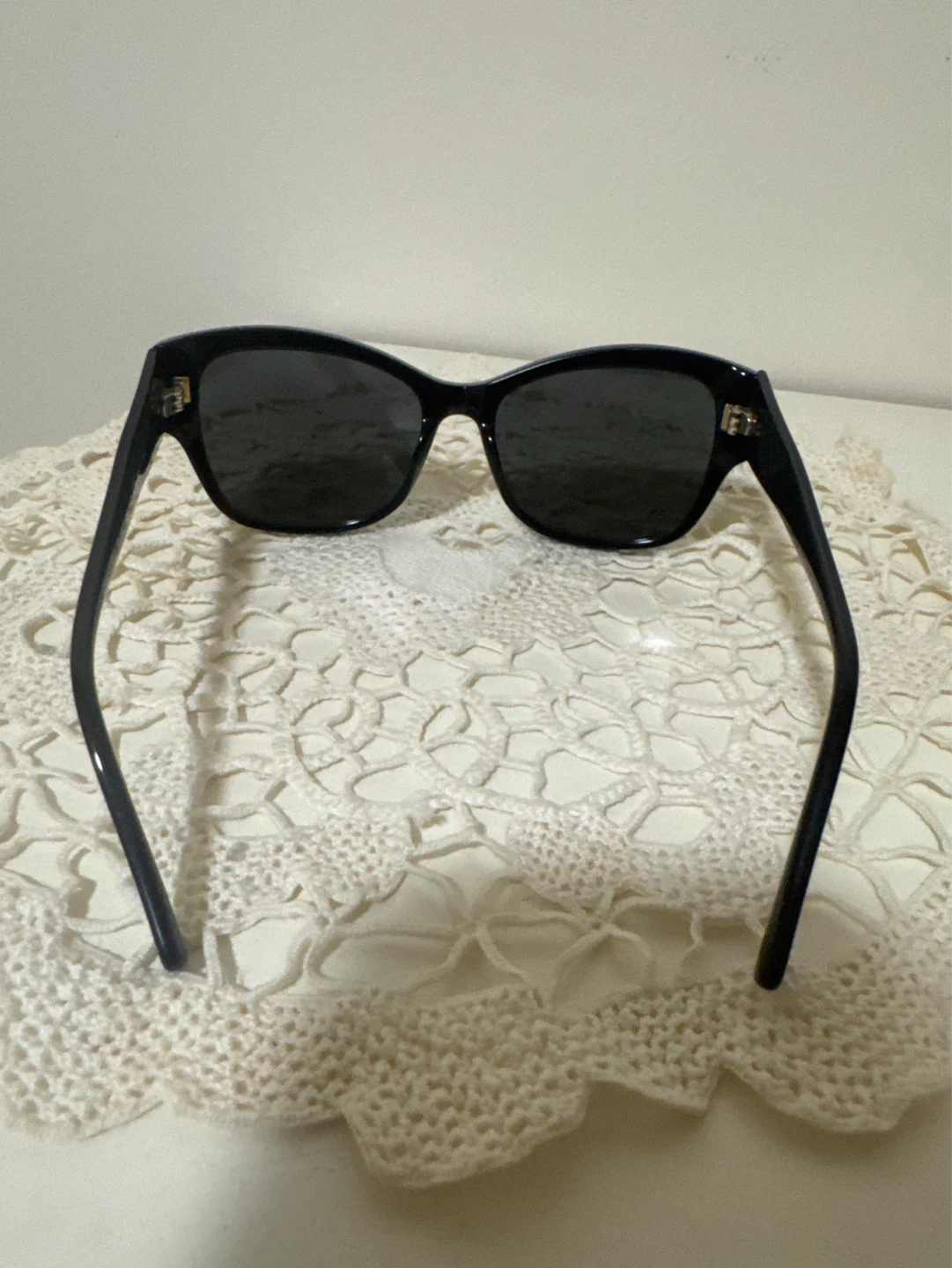 Hawkers Black Sunglasses - photo 3