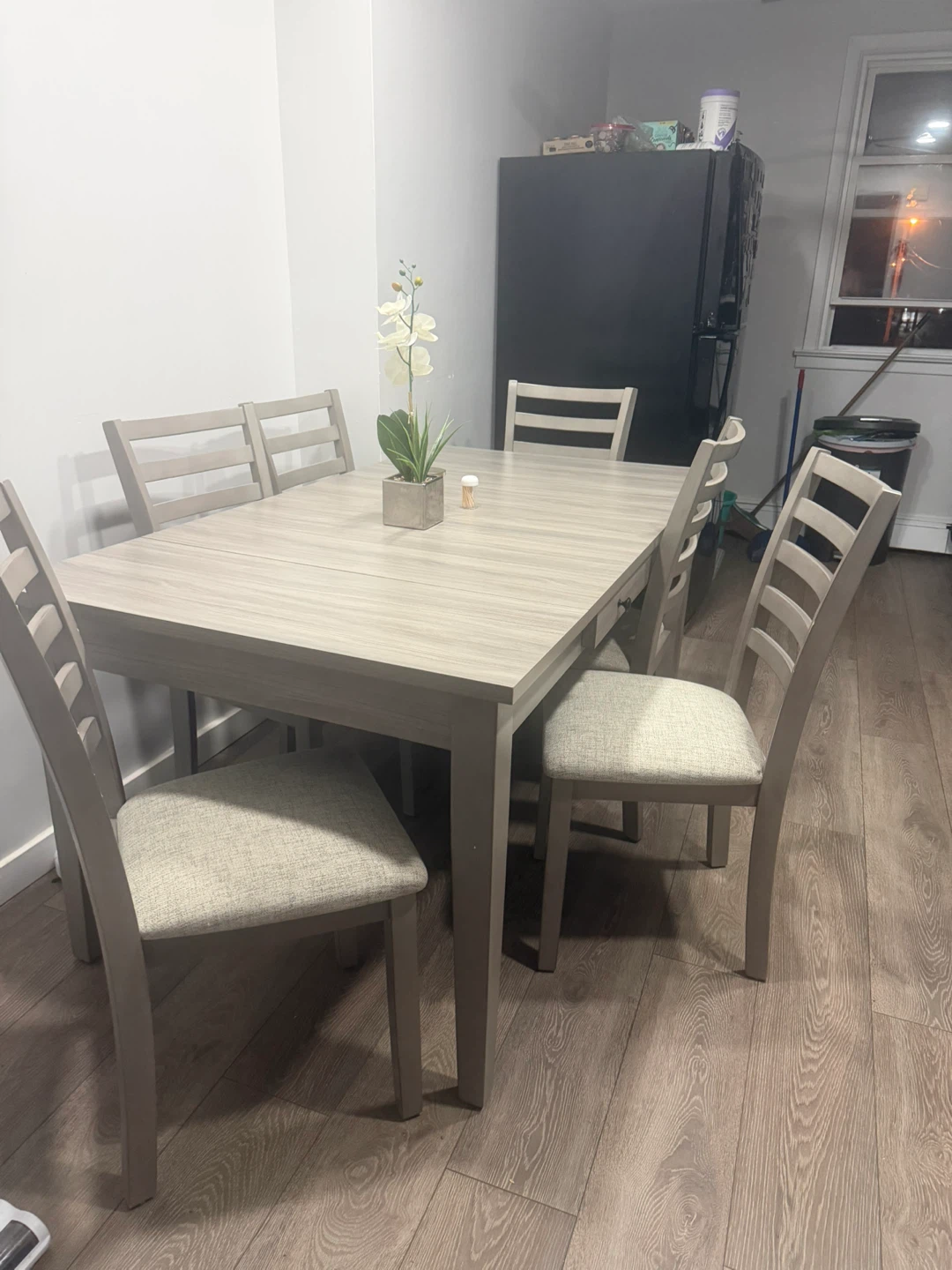 Dining Table and Chairs Set