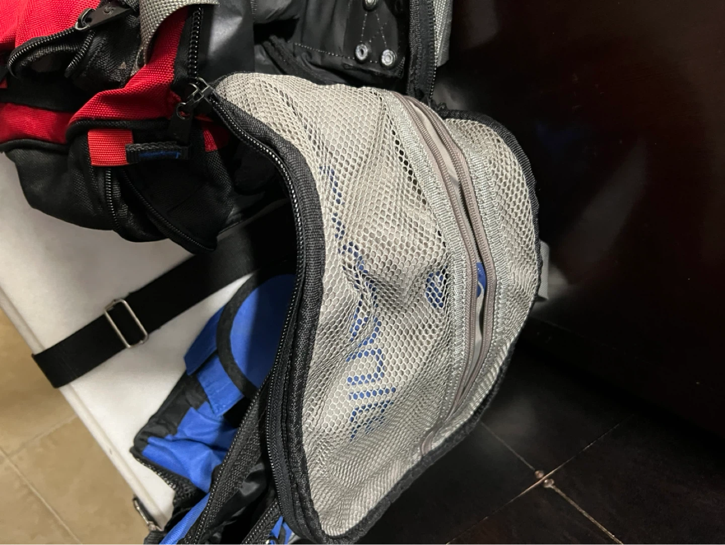 Samsonite Red & Black Travel Bag