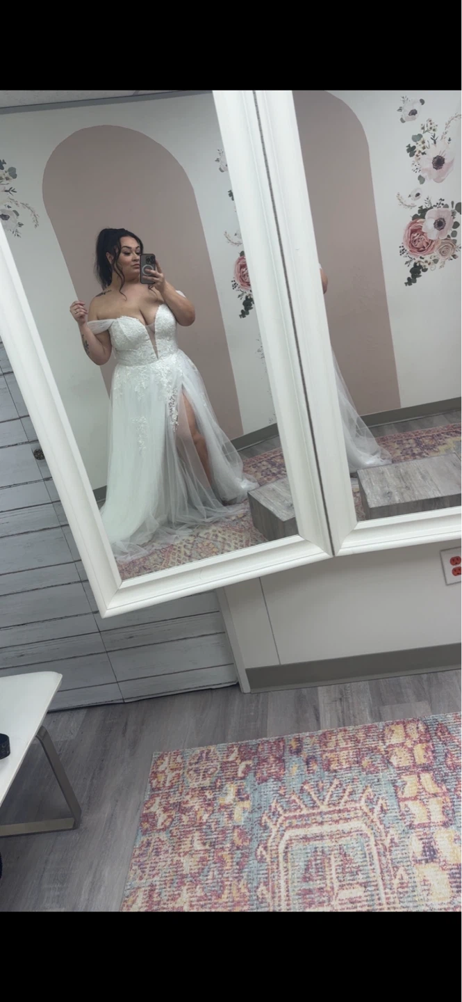 Jess Adore by Jadore Wedding Dress Size 20 NEVER WORN
