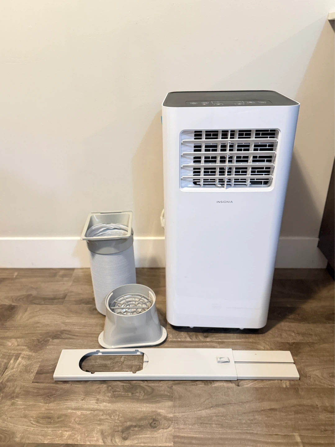 Insignia Portable Air Conditioner 10,000 BTU — Complete Kit - photo 5