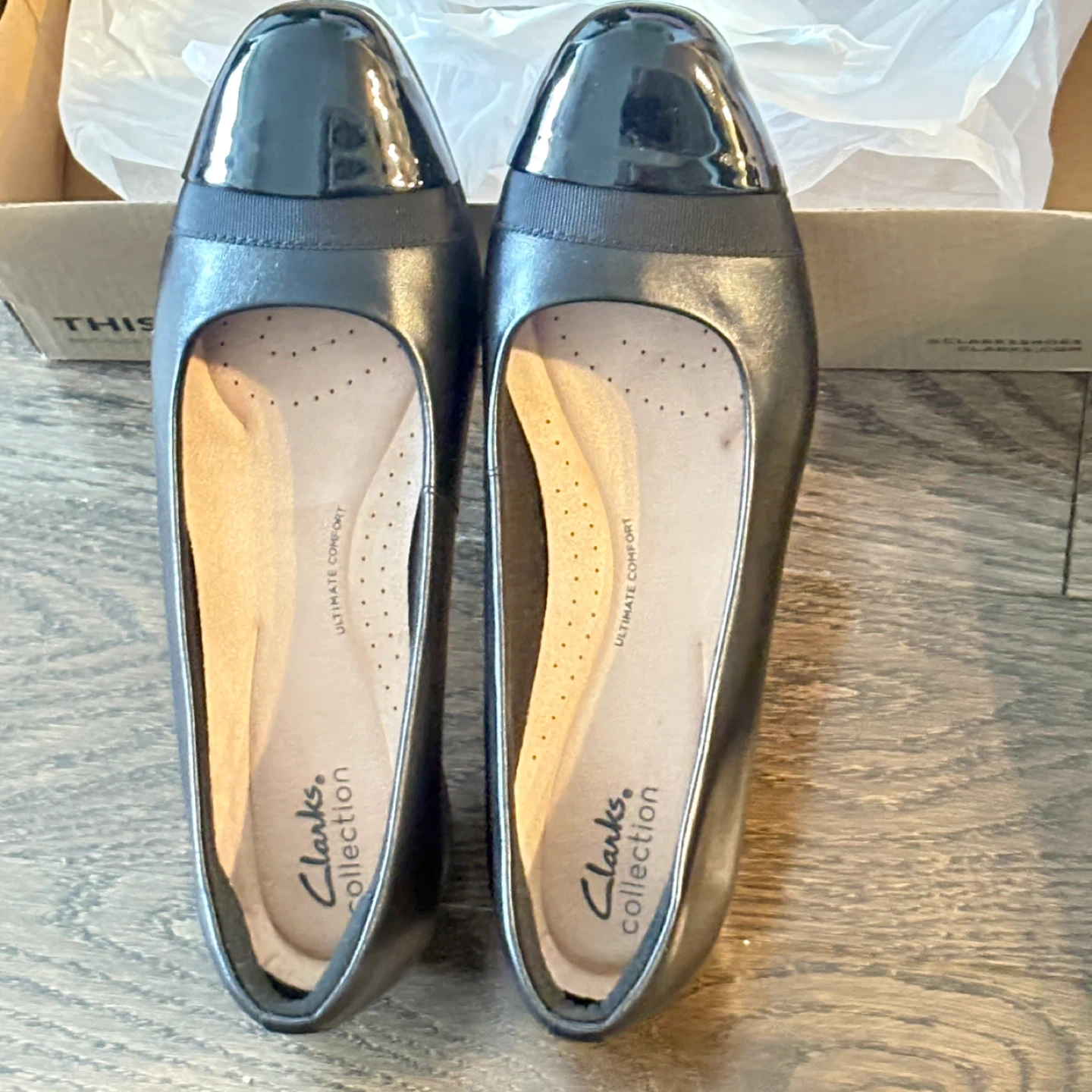 Clarks Collection Women's Black Ballet Flats