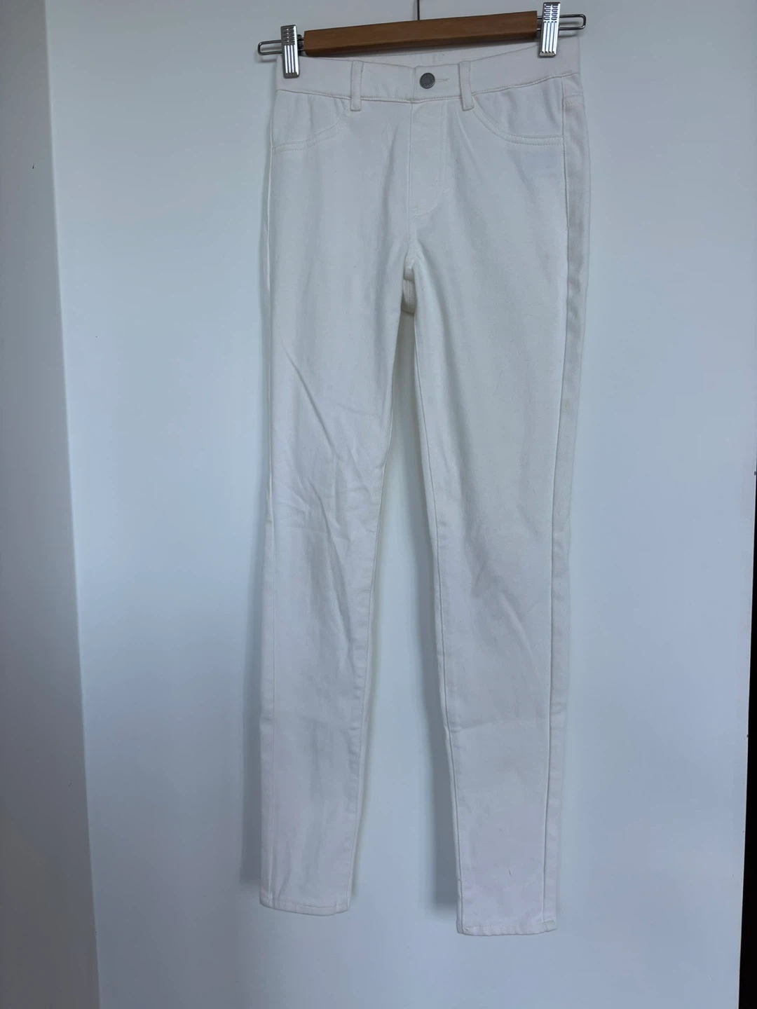 Uniqlo Pants (2 pairs) - photo 2