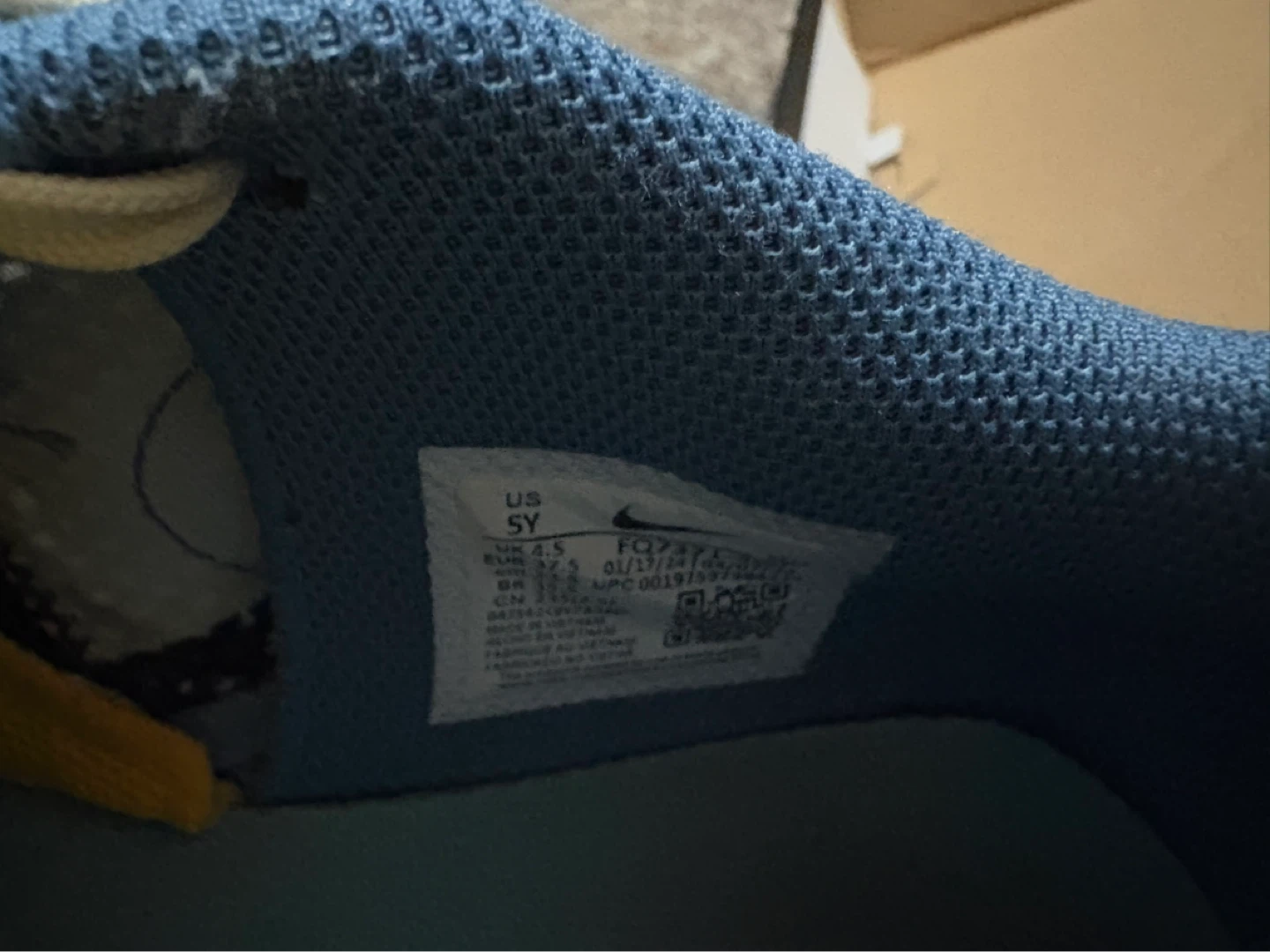 Nike Kids ja 1  (Size 5Y) - photo 5