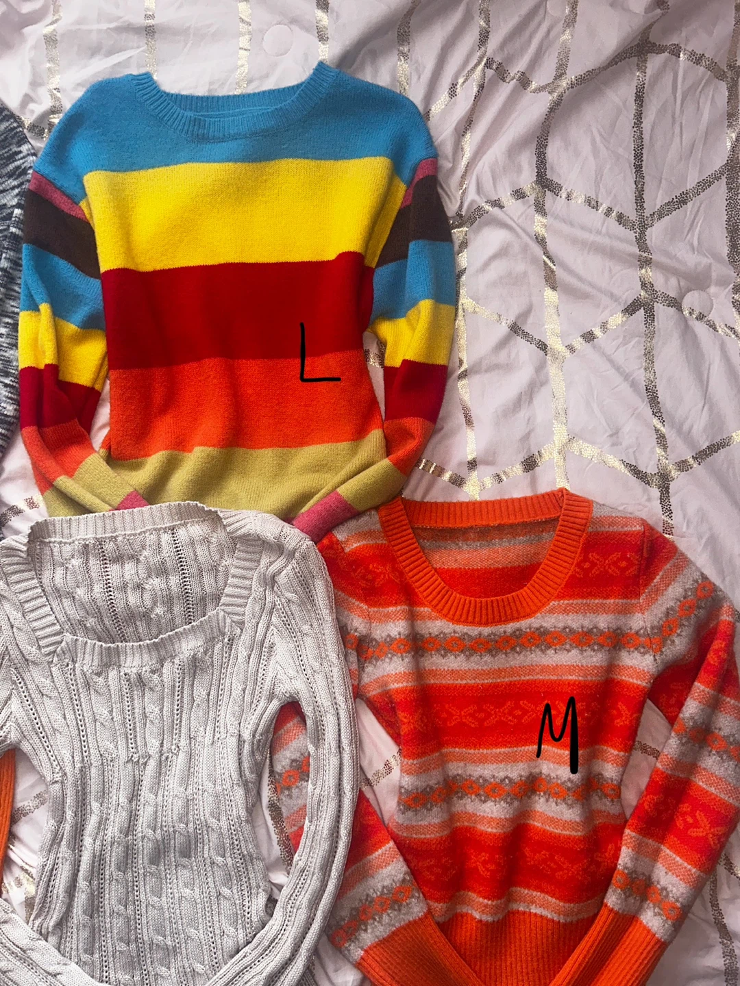 sweater bundle - photo 3
