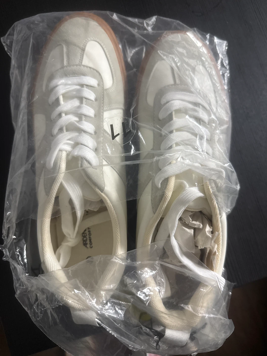 Ardene Men’s  Cream Sneakers Size 11