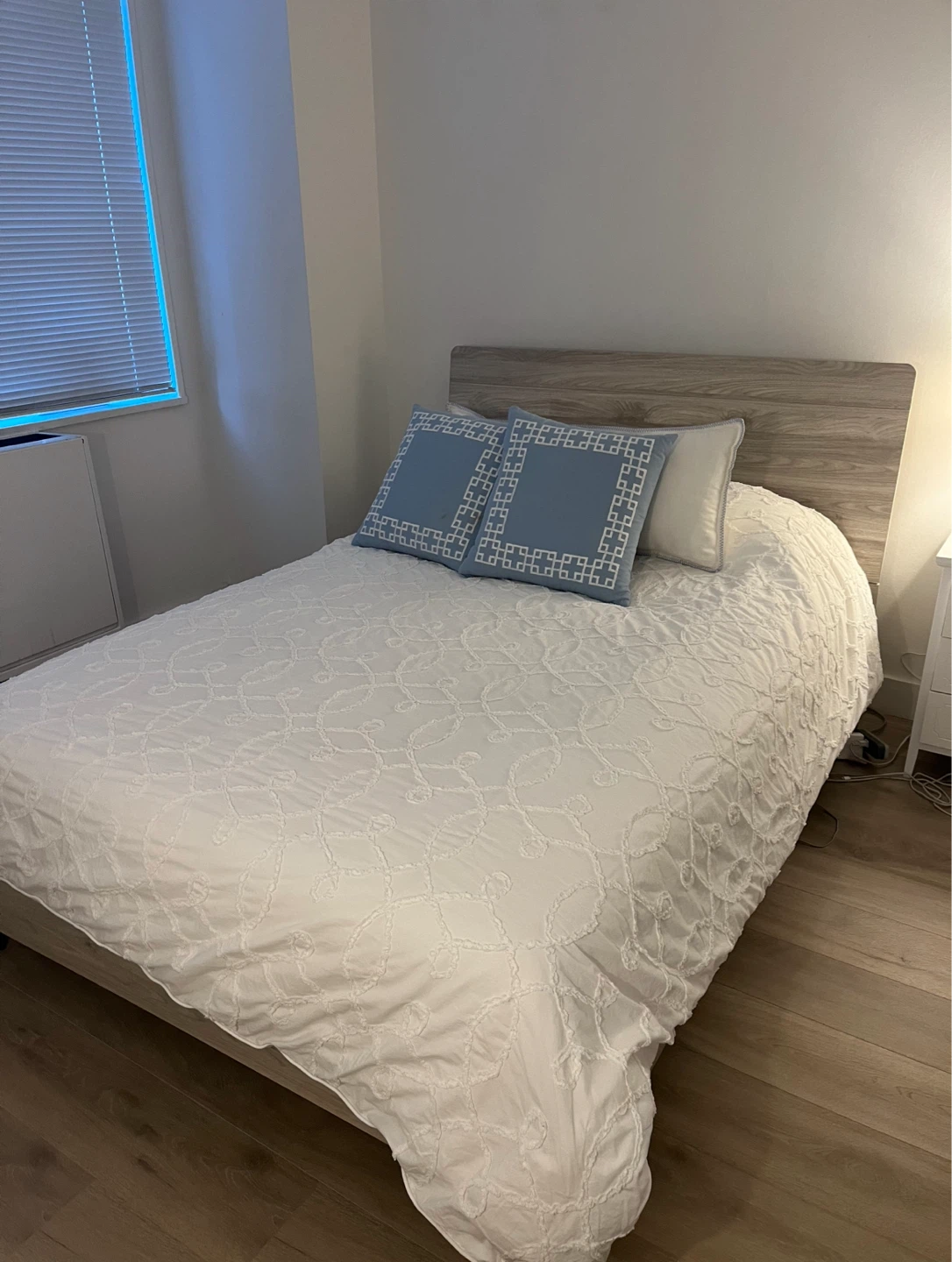 Beautyrest BR800 Medium Mattress - Full Size