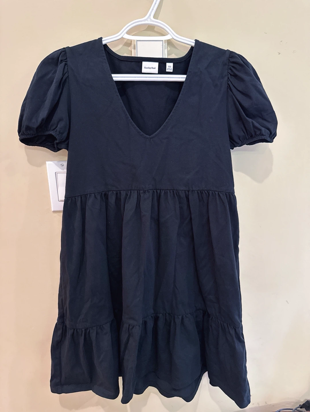 Sunday Best XS black dress