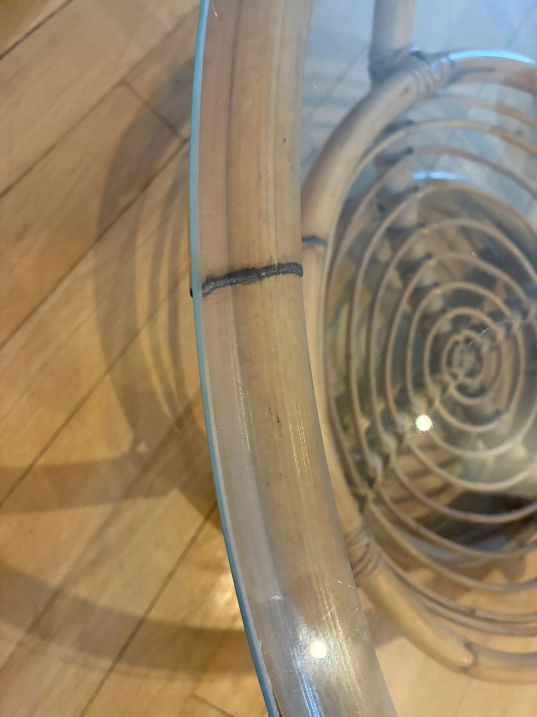 Rattan and Glass Round Coffee Table - photo 4