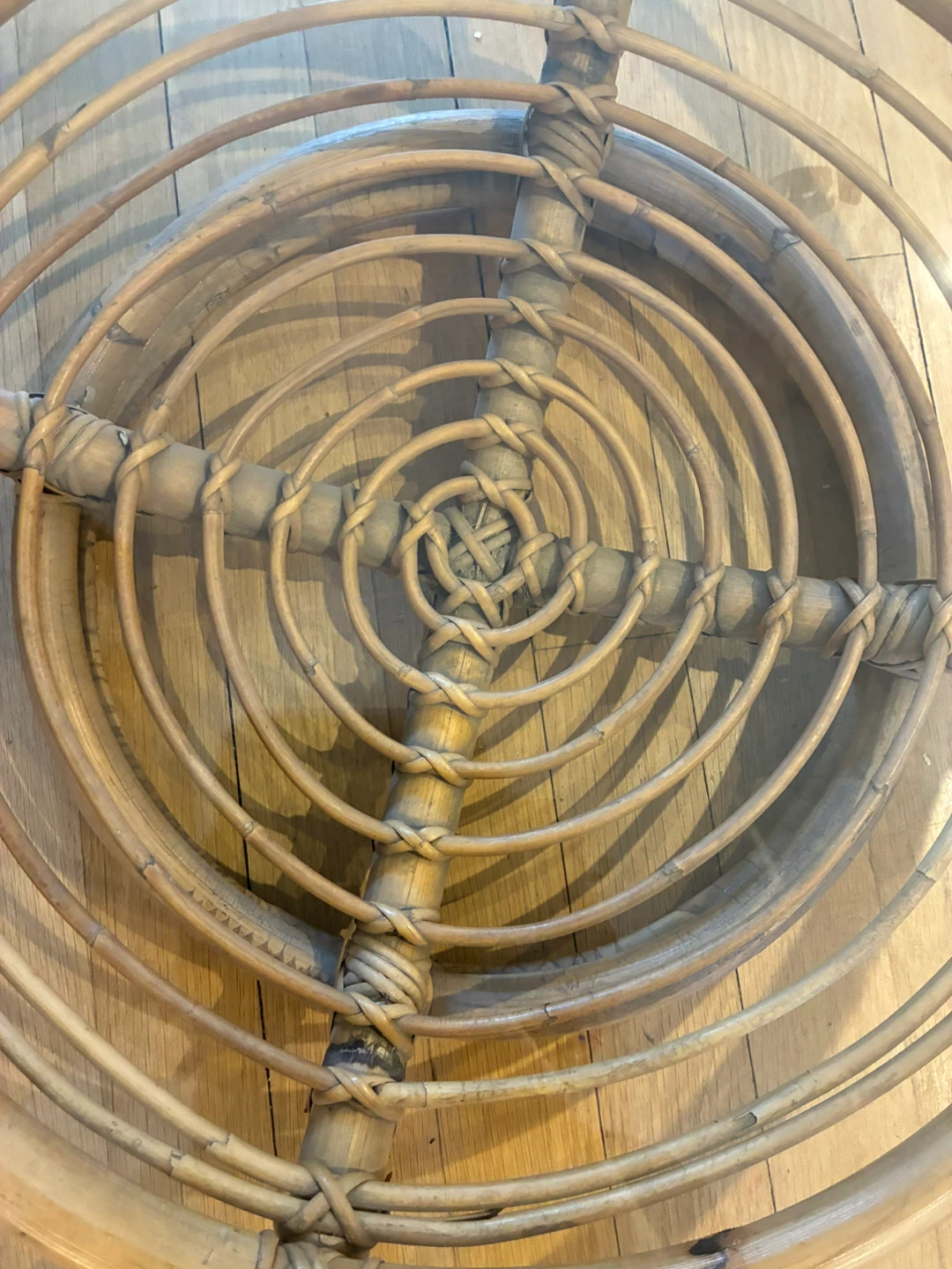 Rattan and Glass Round Coffee Table - photo 3