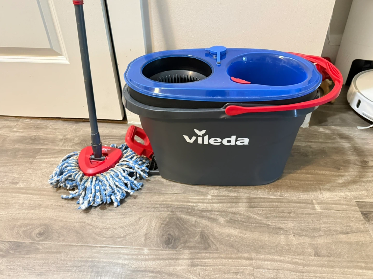 Vileda EasyWring RinseClean Spin Mop & Bucket System