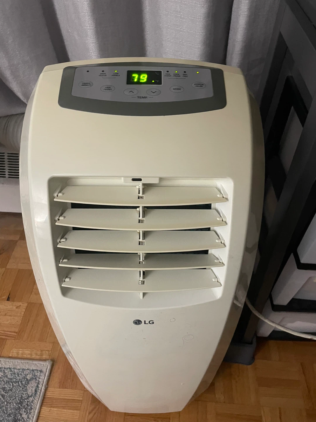 LG Portable Air Conditioner 10,000