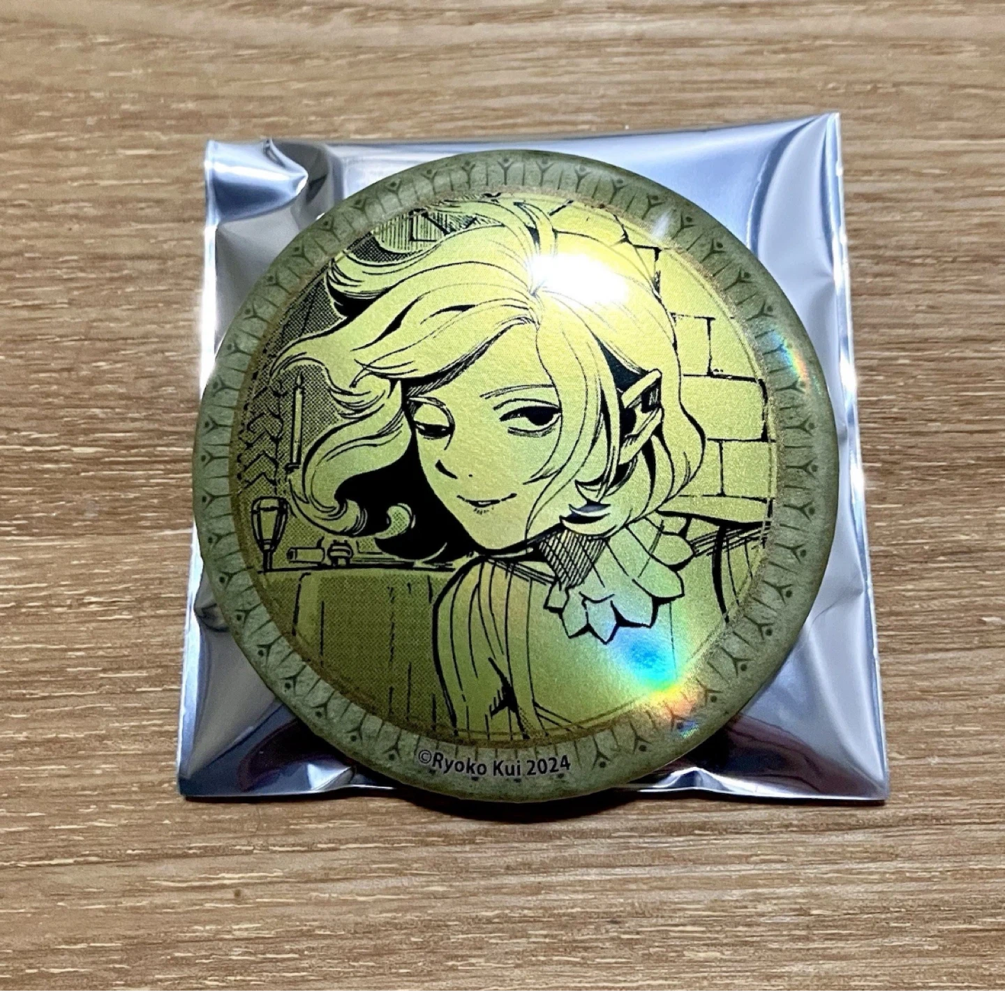 Delicious In Dungeon Mithrun Holographic Button Pin Badge