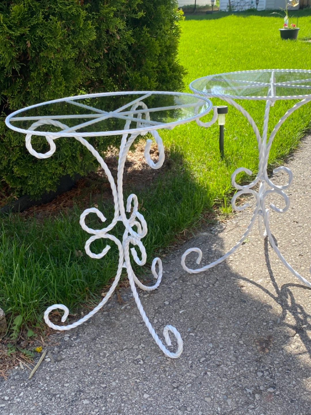 Pair of Vintage Metal indoor/outdoor Plant Stands - photo 5