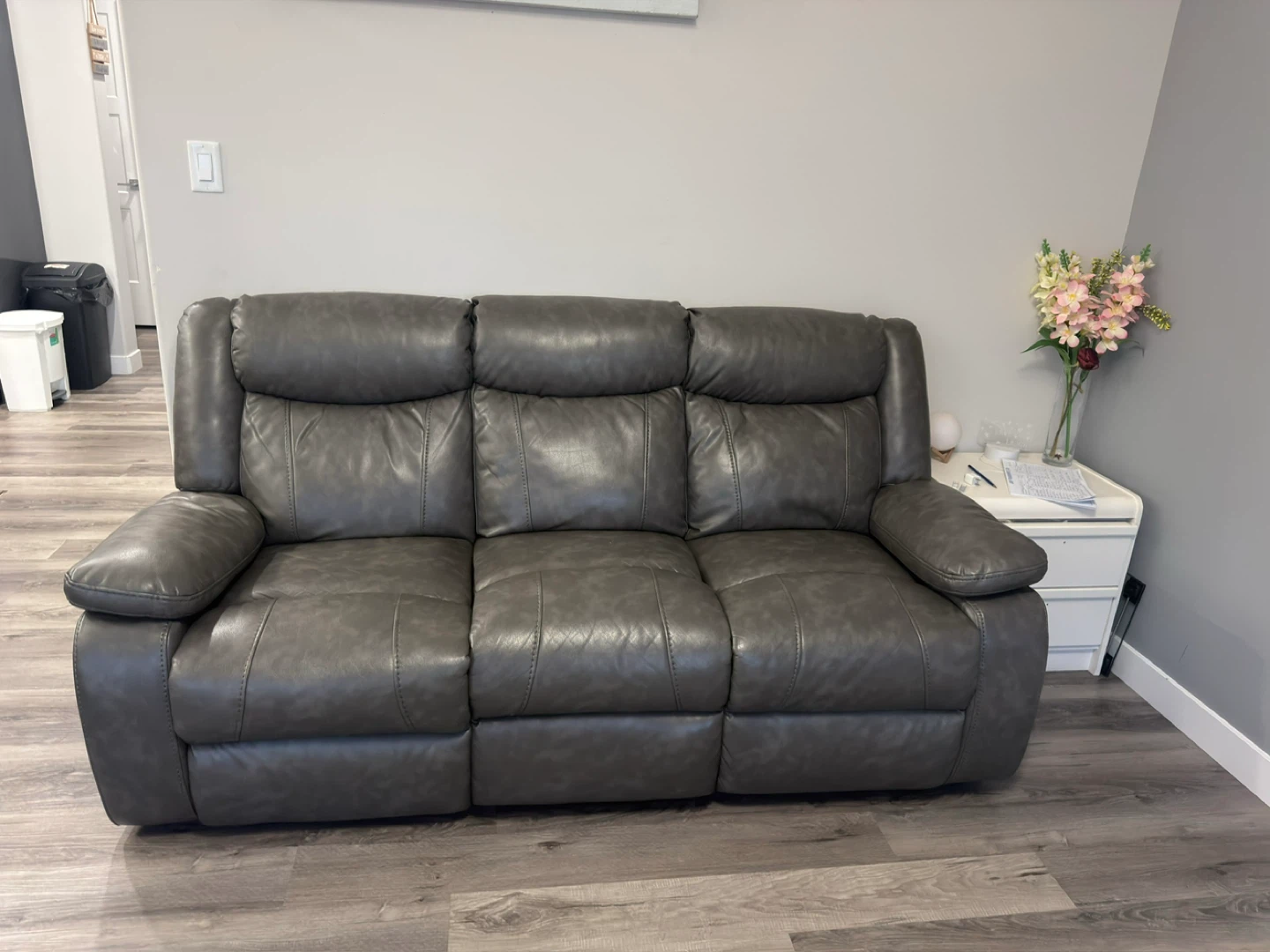 Grey Leather Loveseat Recliner sofa