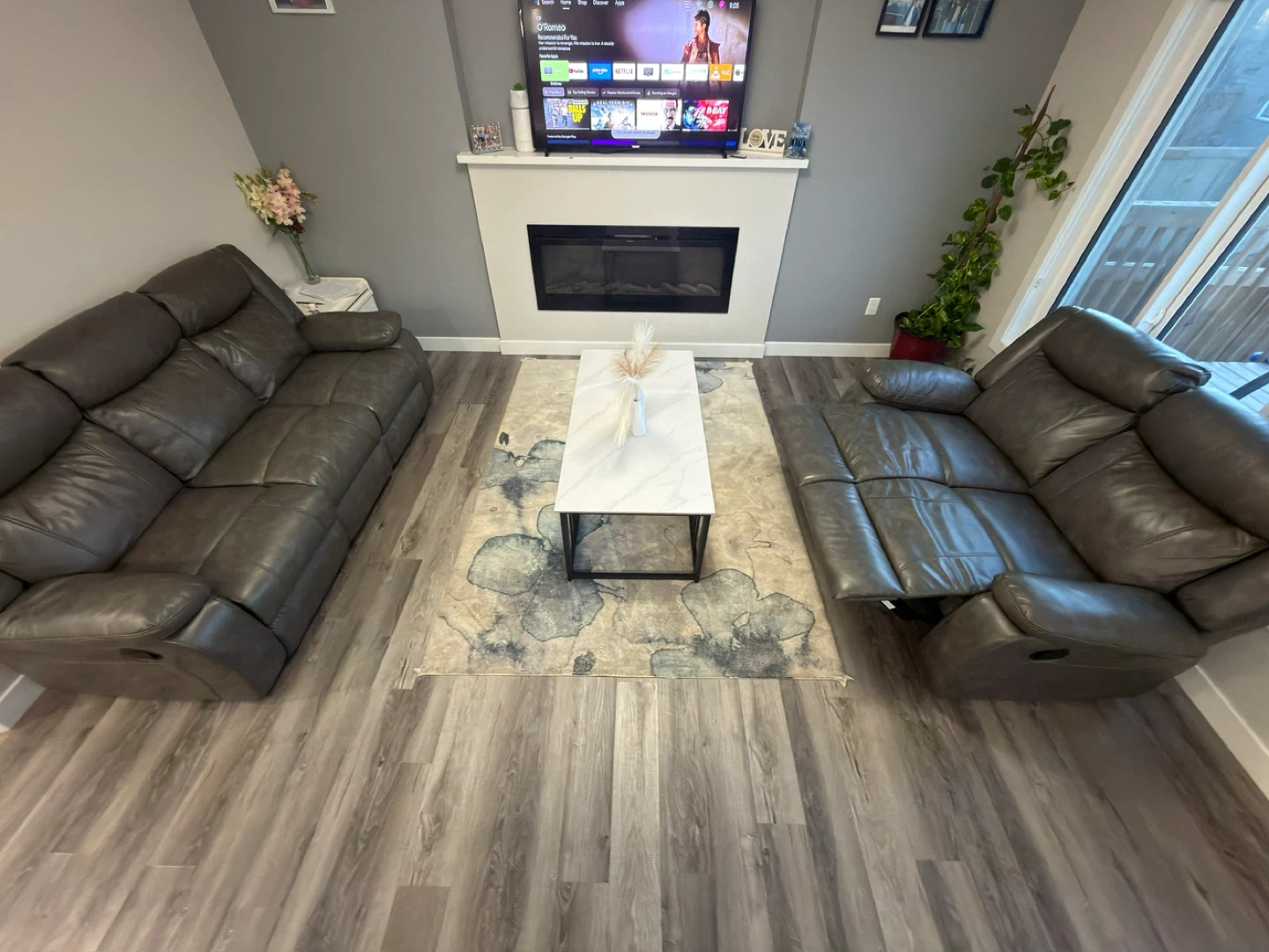 Grey Leather Loveseat Recliner sofa - photo 5