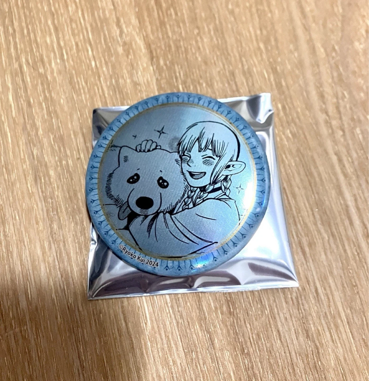Delicious In Dungeon Marcille Donato Holographic Button Pin - photo 5