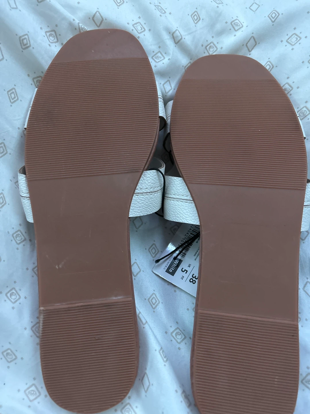 Danny Go Women's White Slide Sandals Size UK 5 - photo 3