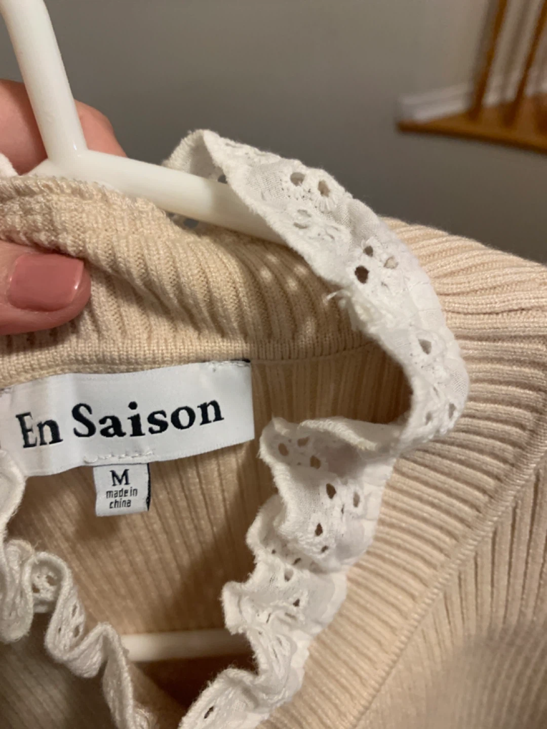En Saison Women's Ribbed Sweater with Eyelet Puff Sleeves Size M - photo 2
