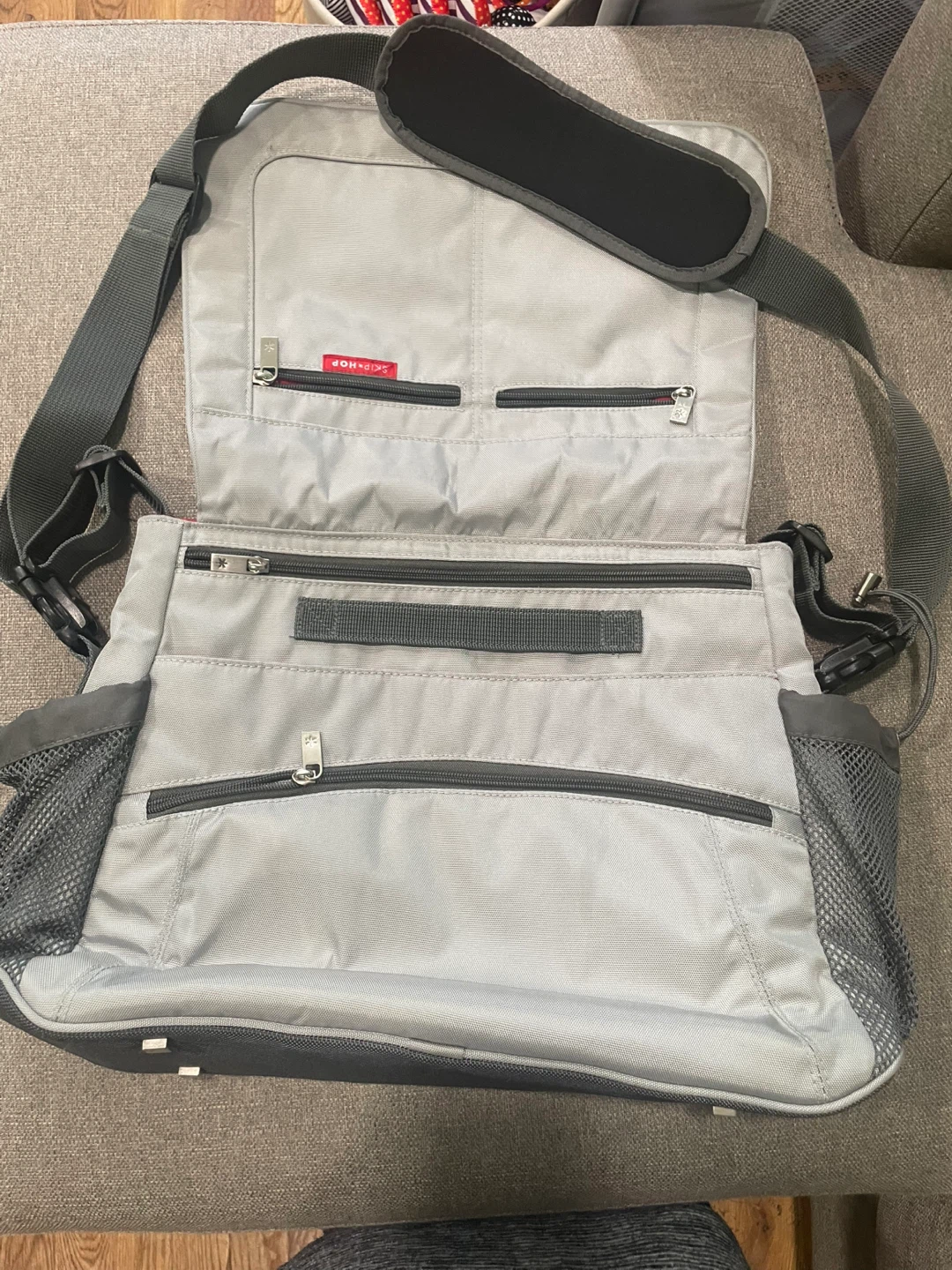 Skip Hop diaper Bag - photo 2