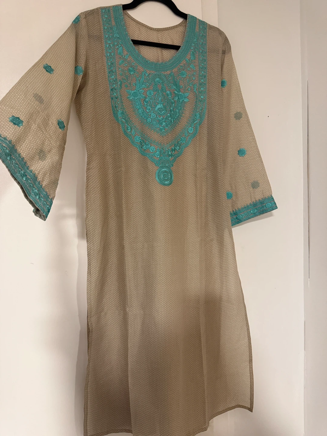 Embroidered Kurta dress - photo 3