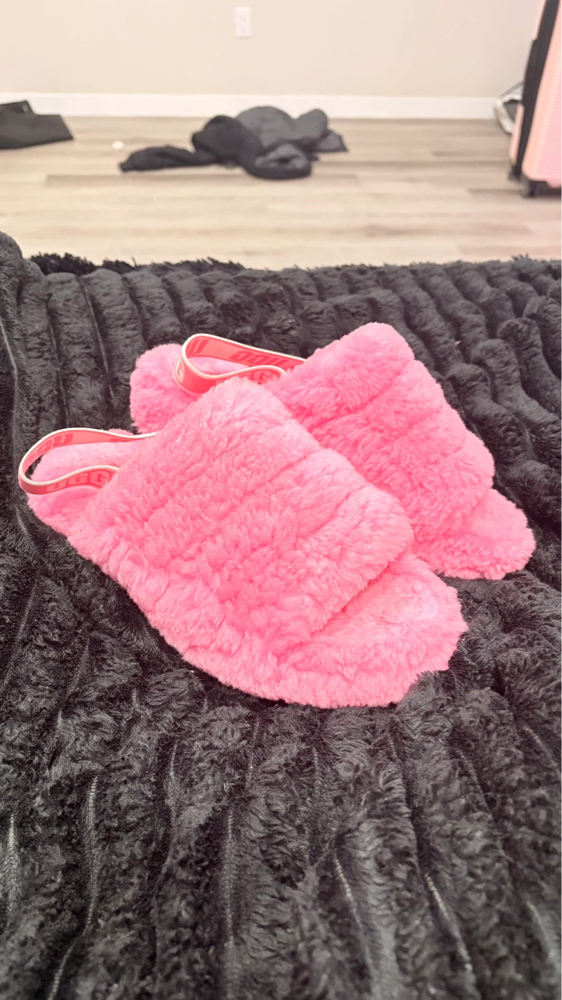 Ugg Pink Fluffy Slippers