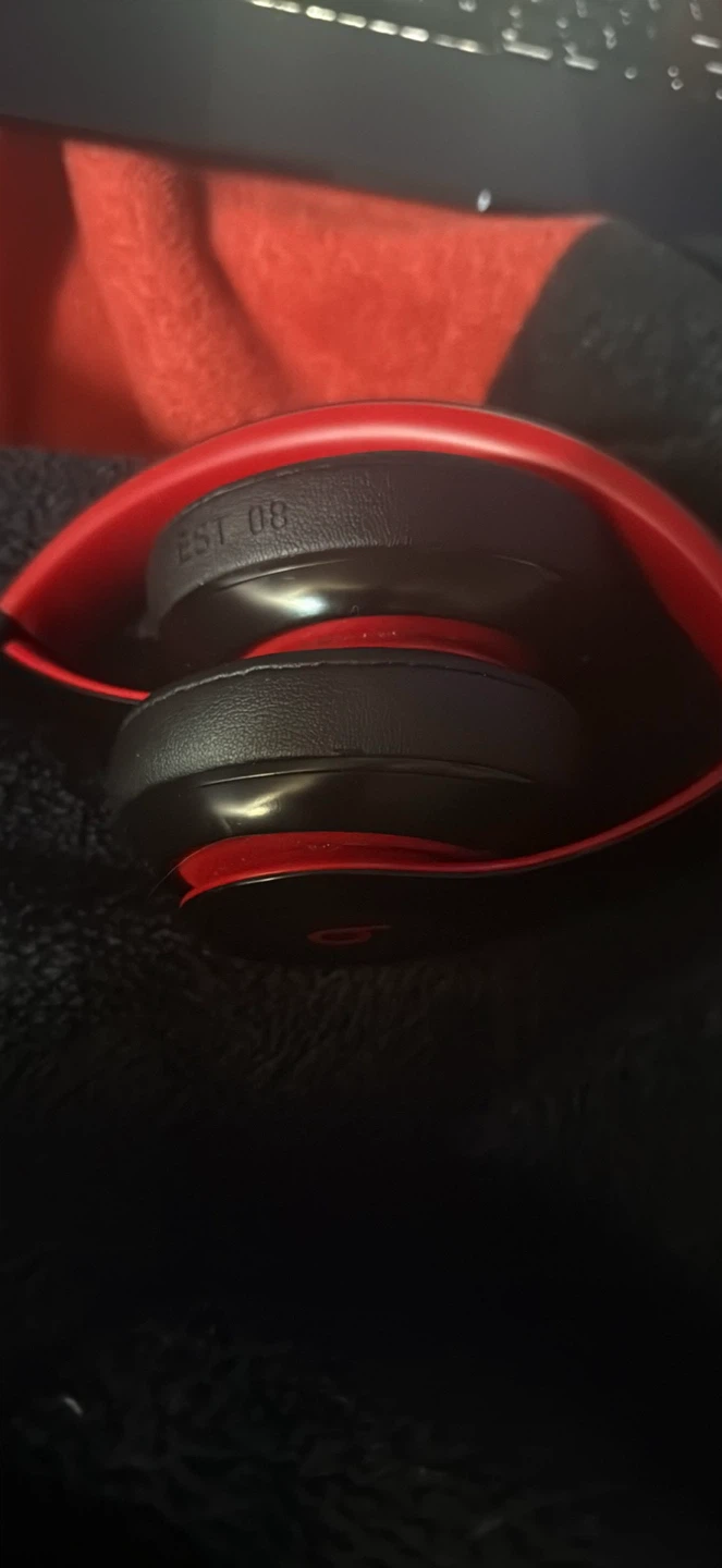 Beats Studio3 Wireless Headphones Black Red - photo 2