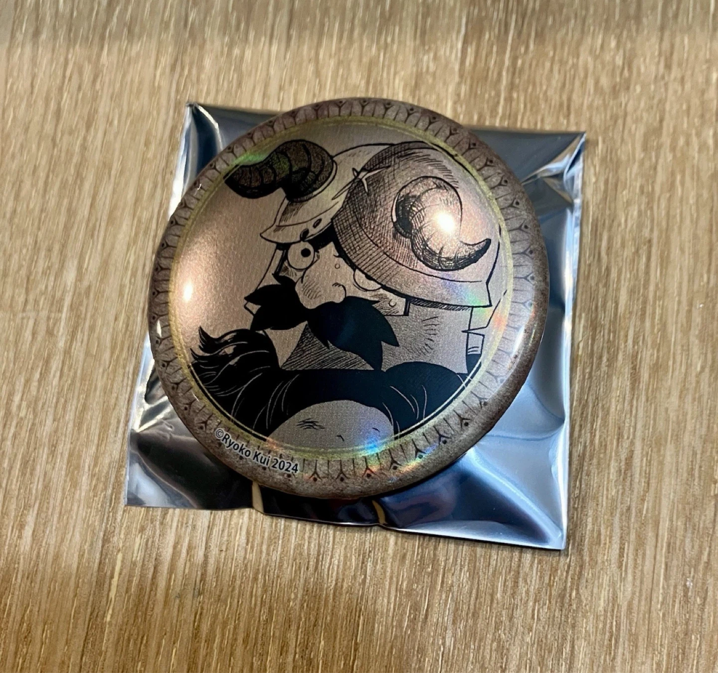 Delicious In Dungeon Senshi of Izganda Holographic Button Pin - photo 4