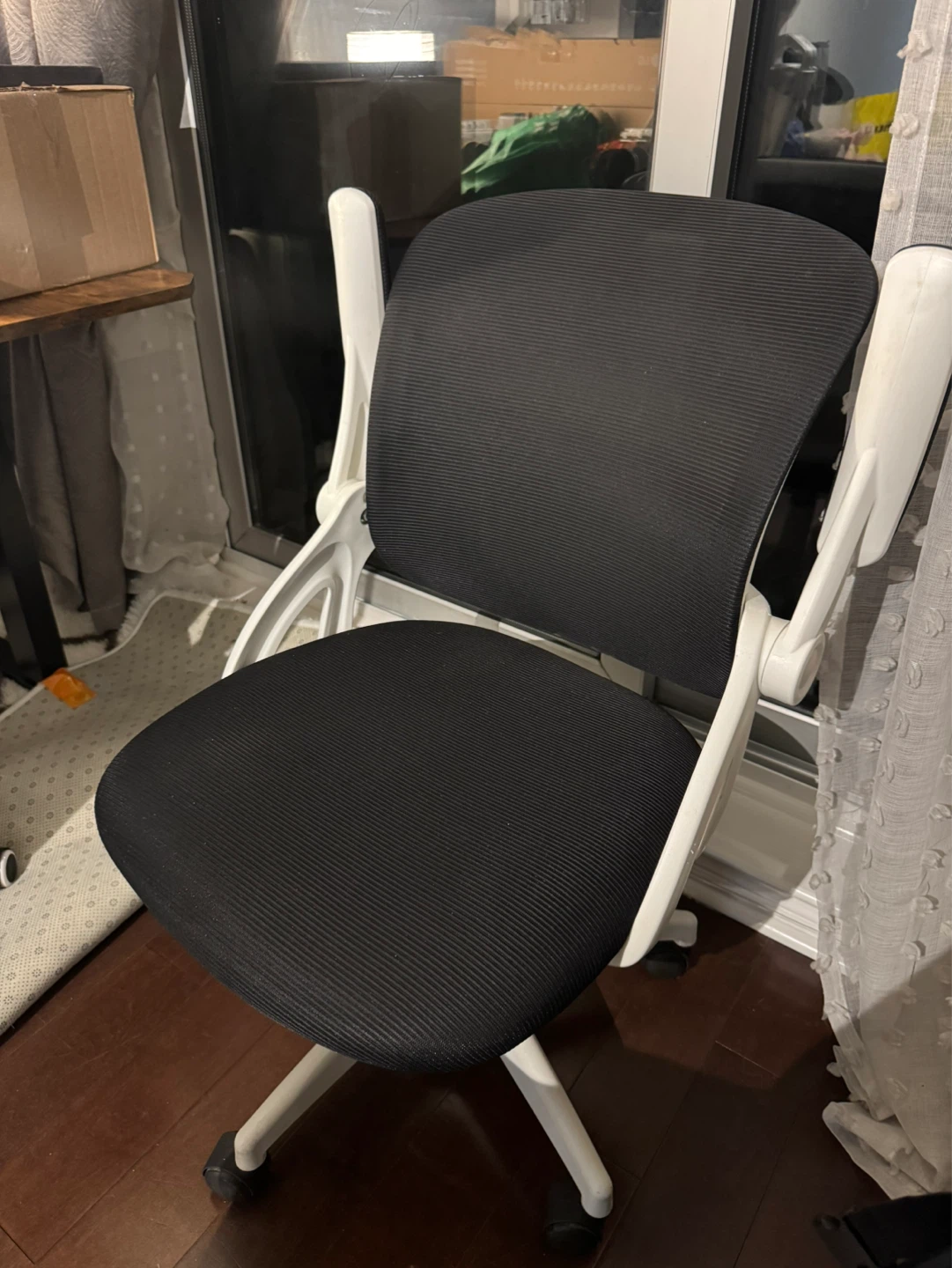 Ergonomic Black Mesh Office Chair - photo 3