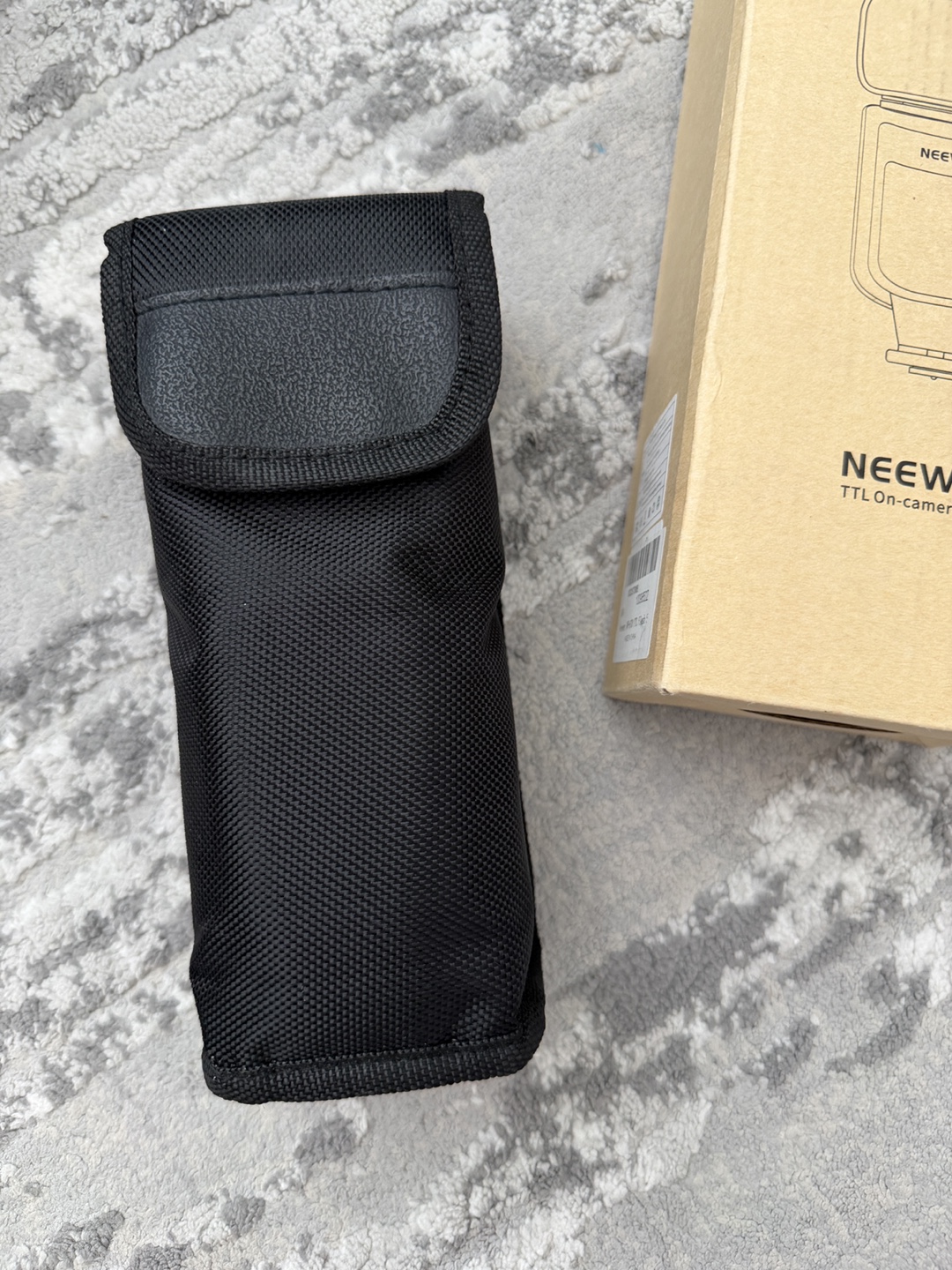 Neewer TT600 TTL On-camera Flash Speedlite - photo 3
