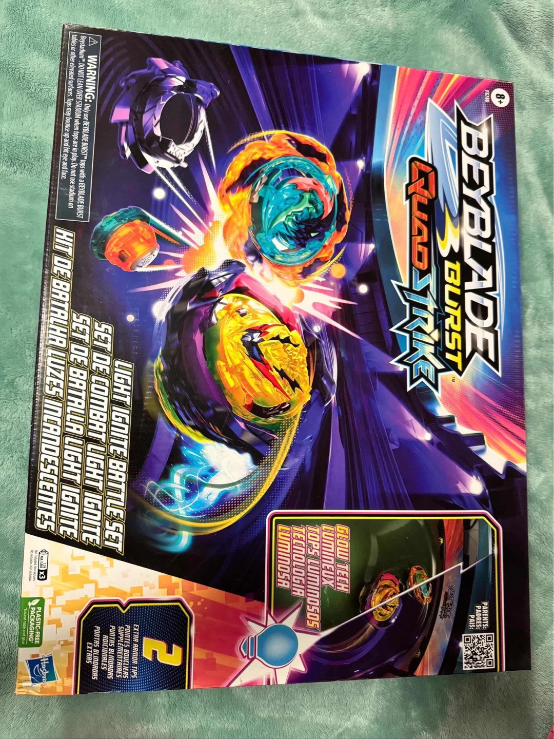 Beyblade Burst QuadStrike Light Ignite Battle Set