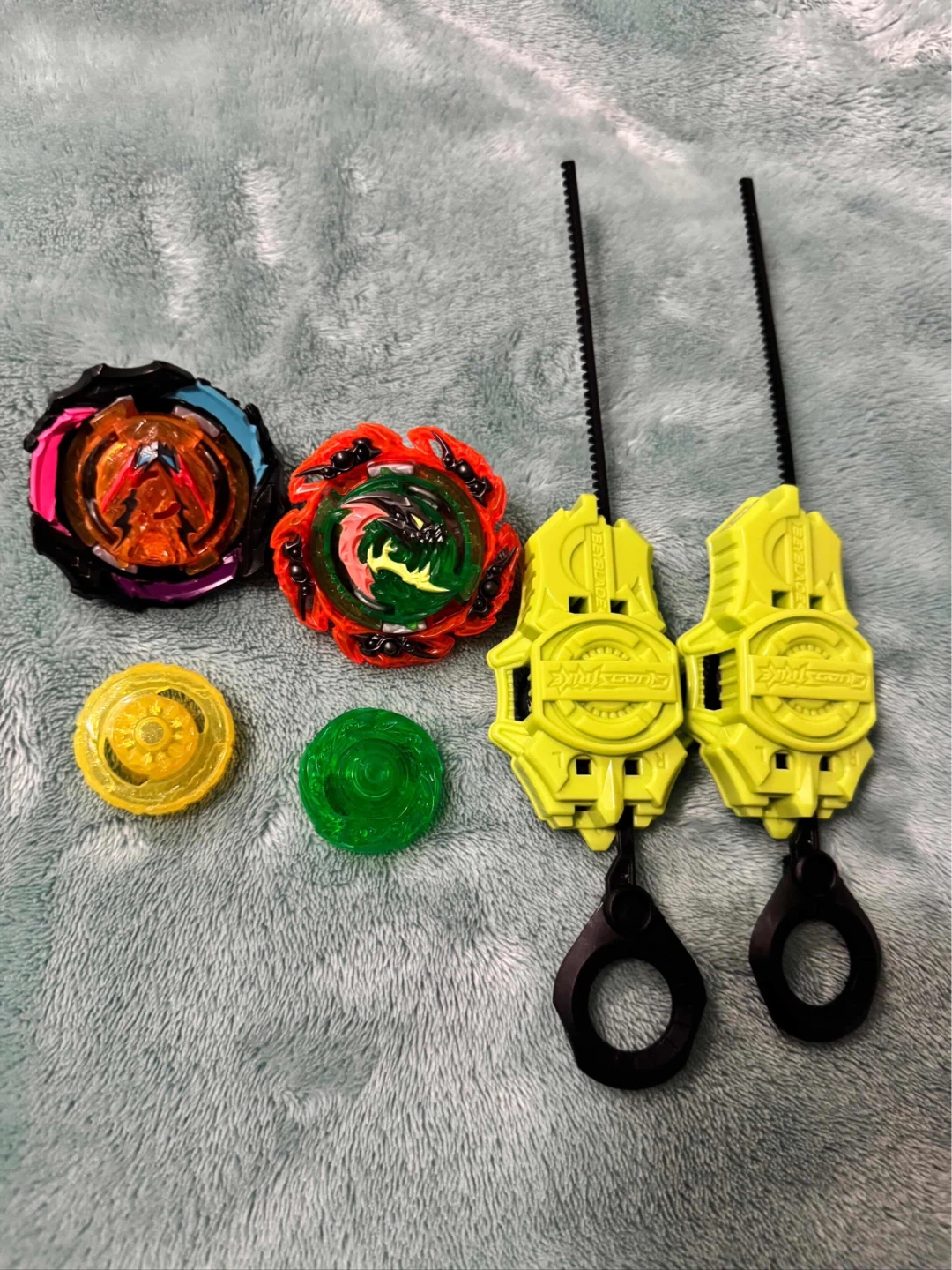 Beyblade Burst QuadStrike Light Ignite Battle Set - photo 2