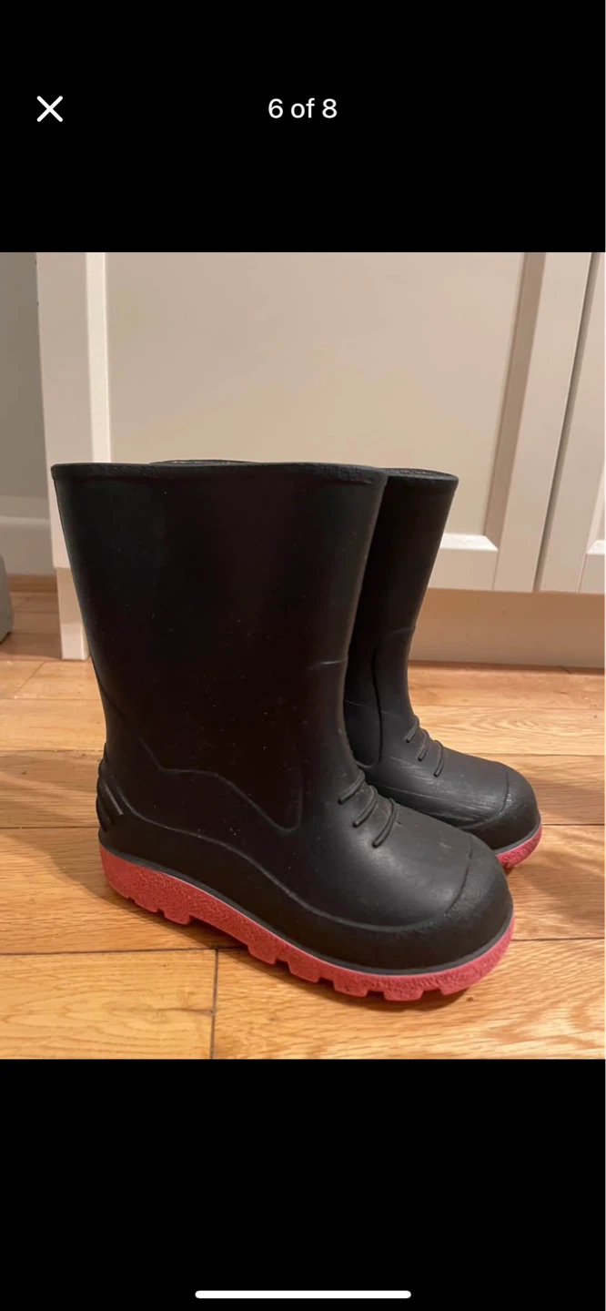 Navy Rubber Rain Boots with Pink Soles- size 9 toddler/child