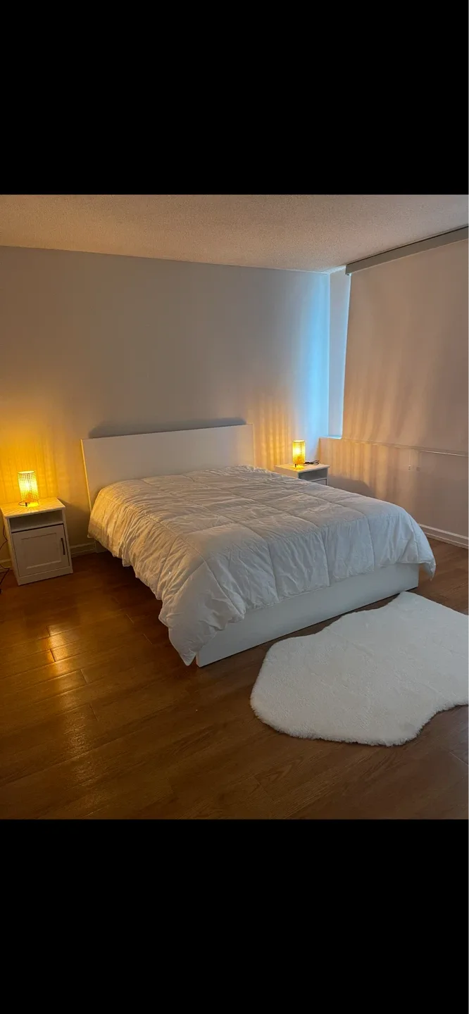 White Platform Bed Frame(Queen) with Two Nightstands - photo 2