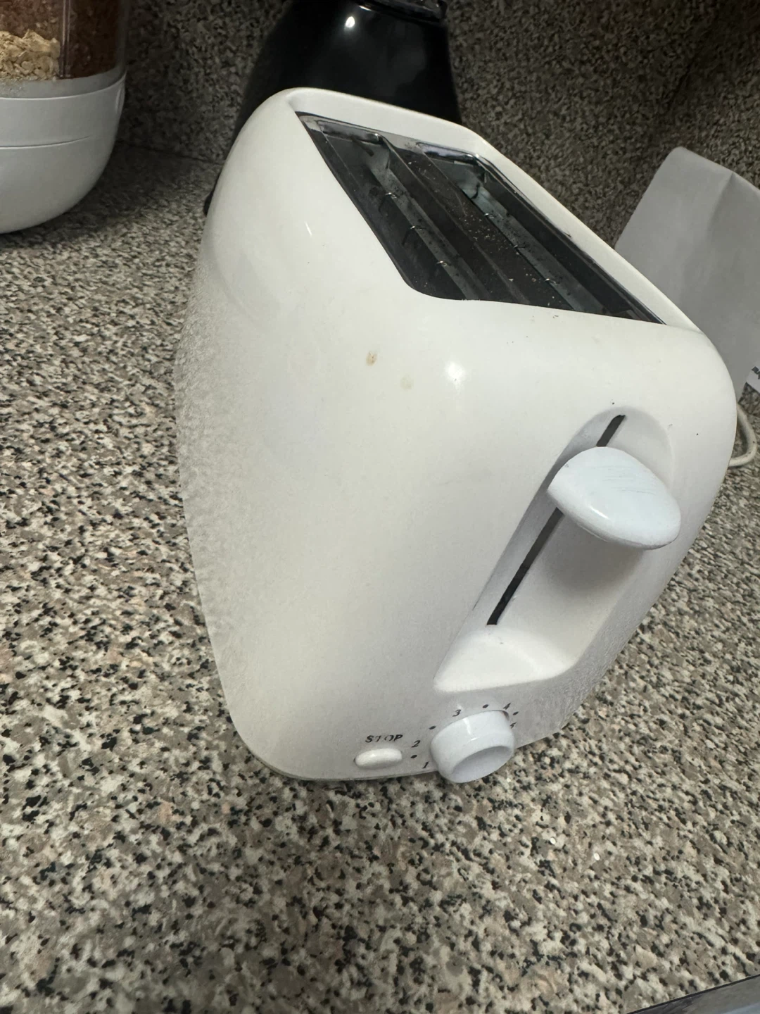 White 2-Slice Toaster