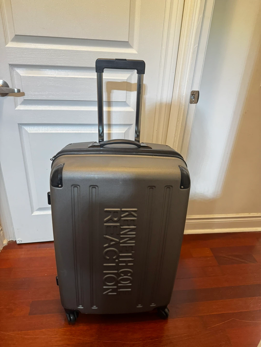 Kenneth Cole Reaction Luggage