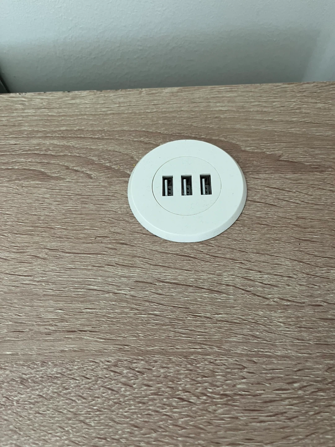 39.4’ Desk/ Table with 2 Drawers and USB Charger - photo 3