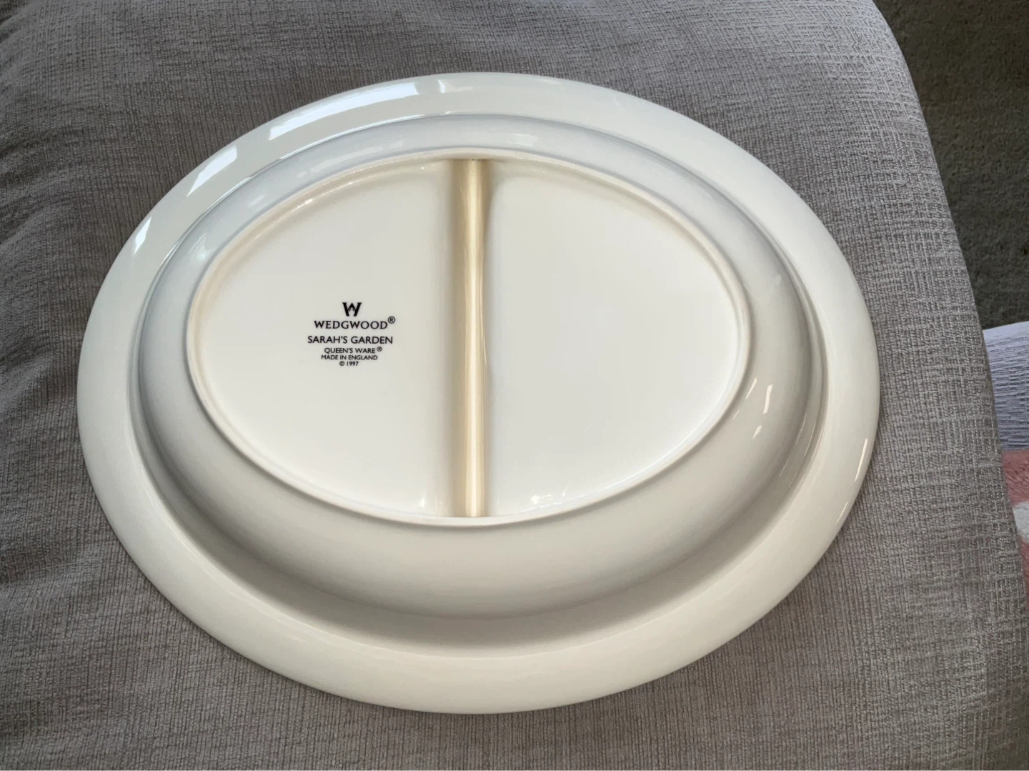 Wedgwood Sarah's Garden Divided Serving Dish 1997 - photo 3
