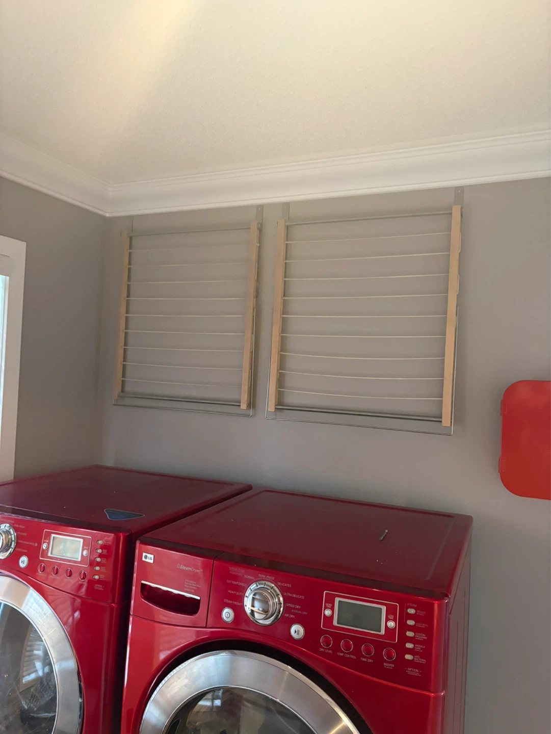 Wall Mount Retractable Clothes Drying Rack - photo 2