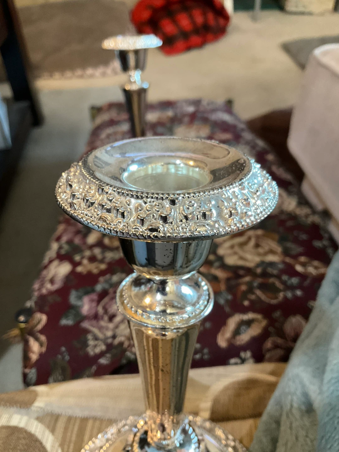 Set of 2 Ornate Silver-plated Candlesticks - photo 2
