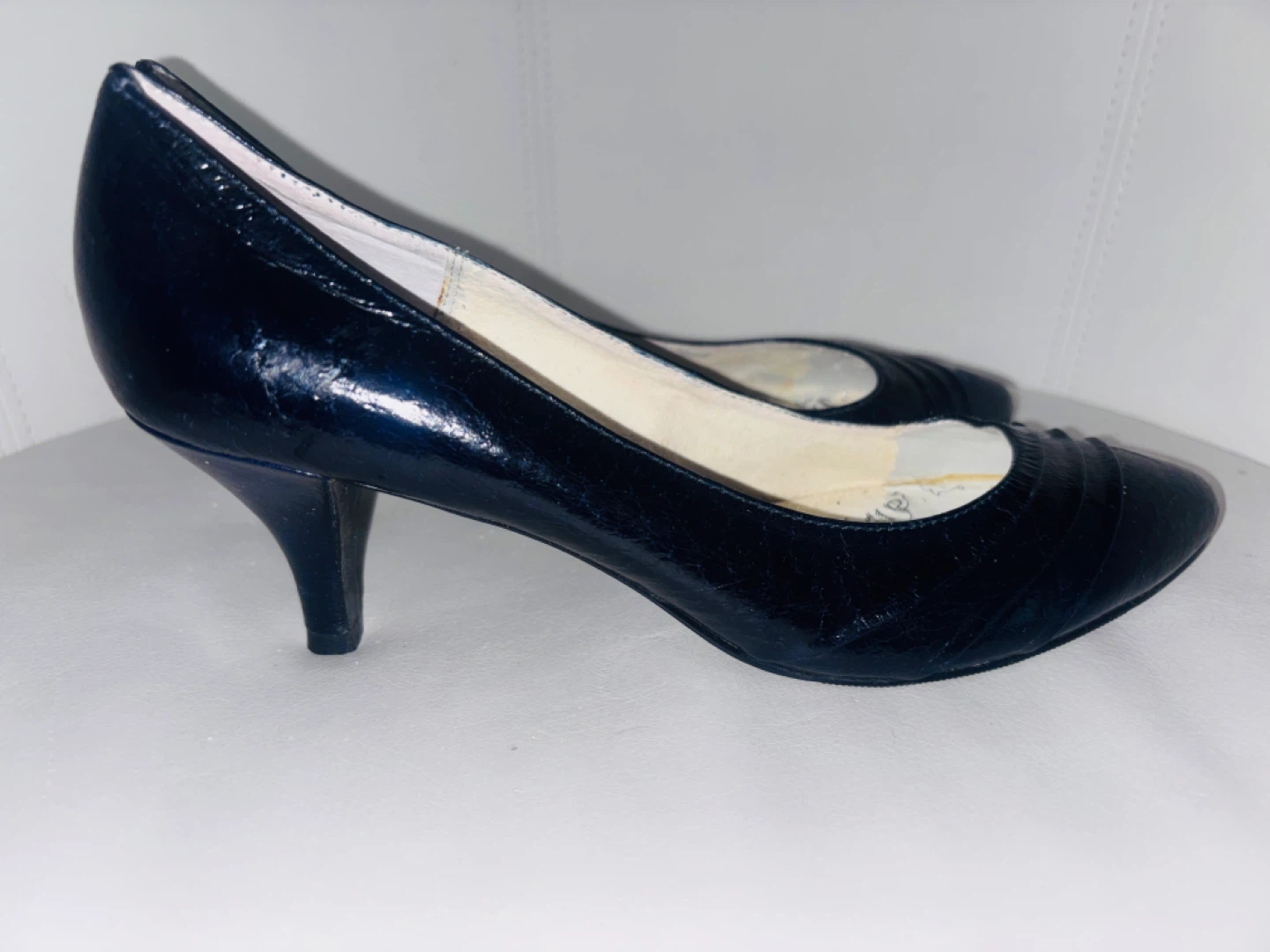 Chinese Laundry Navy Blue Heels Size 7M - photo 2