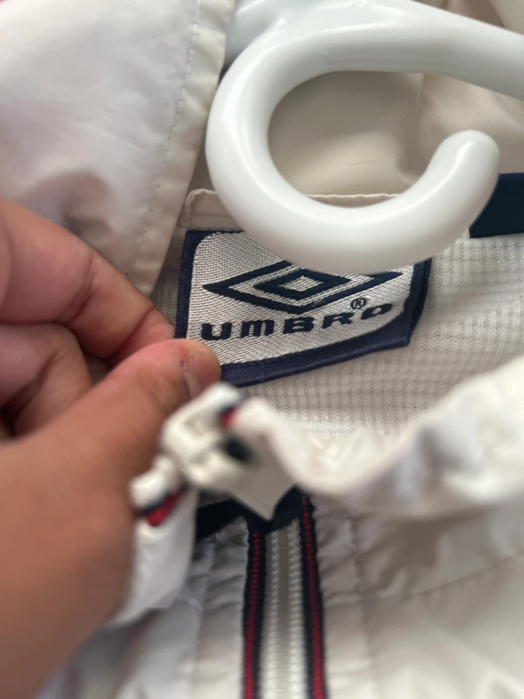Umbro White Track Jacket - photo 2
