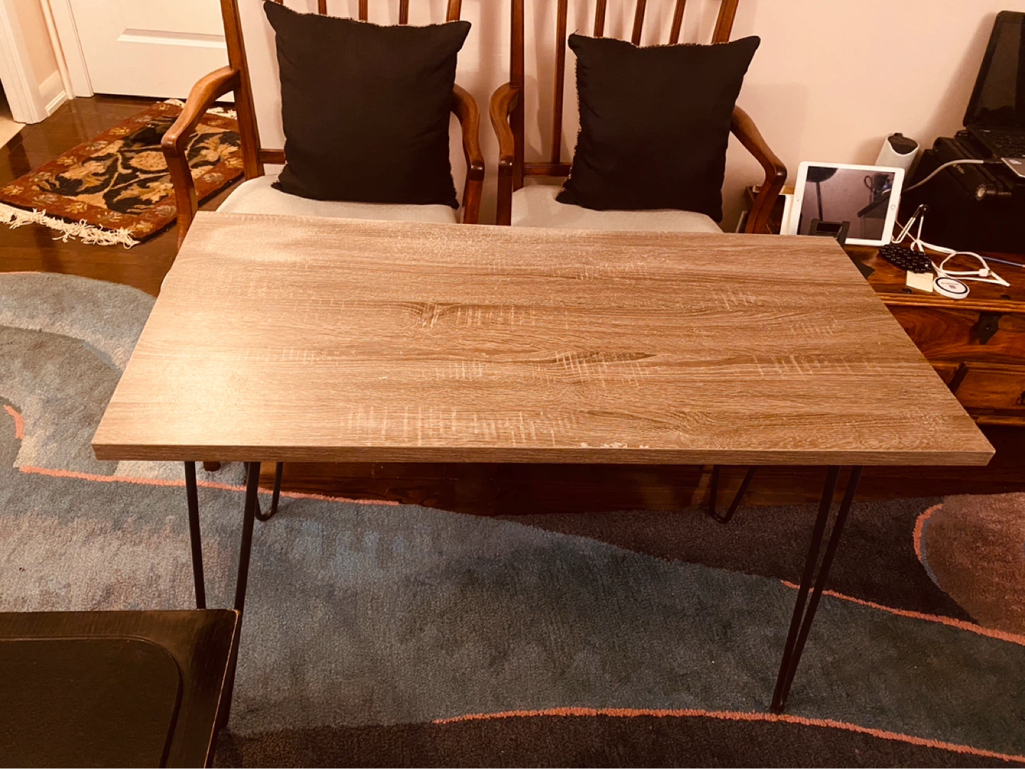 Wood Grain Table with Black Hairpin Legs