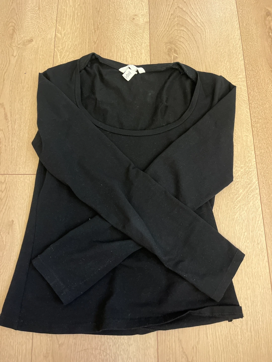 H&M scooped black longsleeve